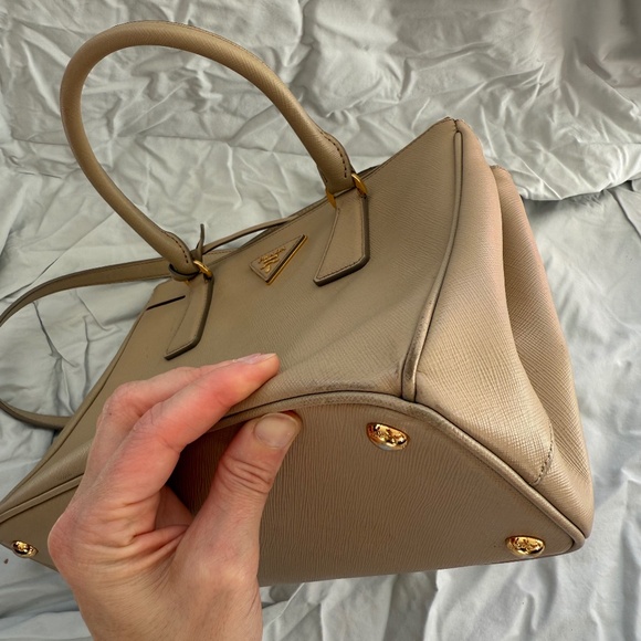 Prada Galleria medium Saffiano leather bag Tan - Picture 8 of 9